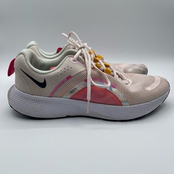 Women’s Nike React Escape Run 2 Premium Light Soft Pink - DO9480-600 Shoes 11.5 - Picture 1 of 9